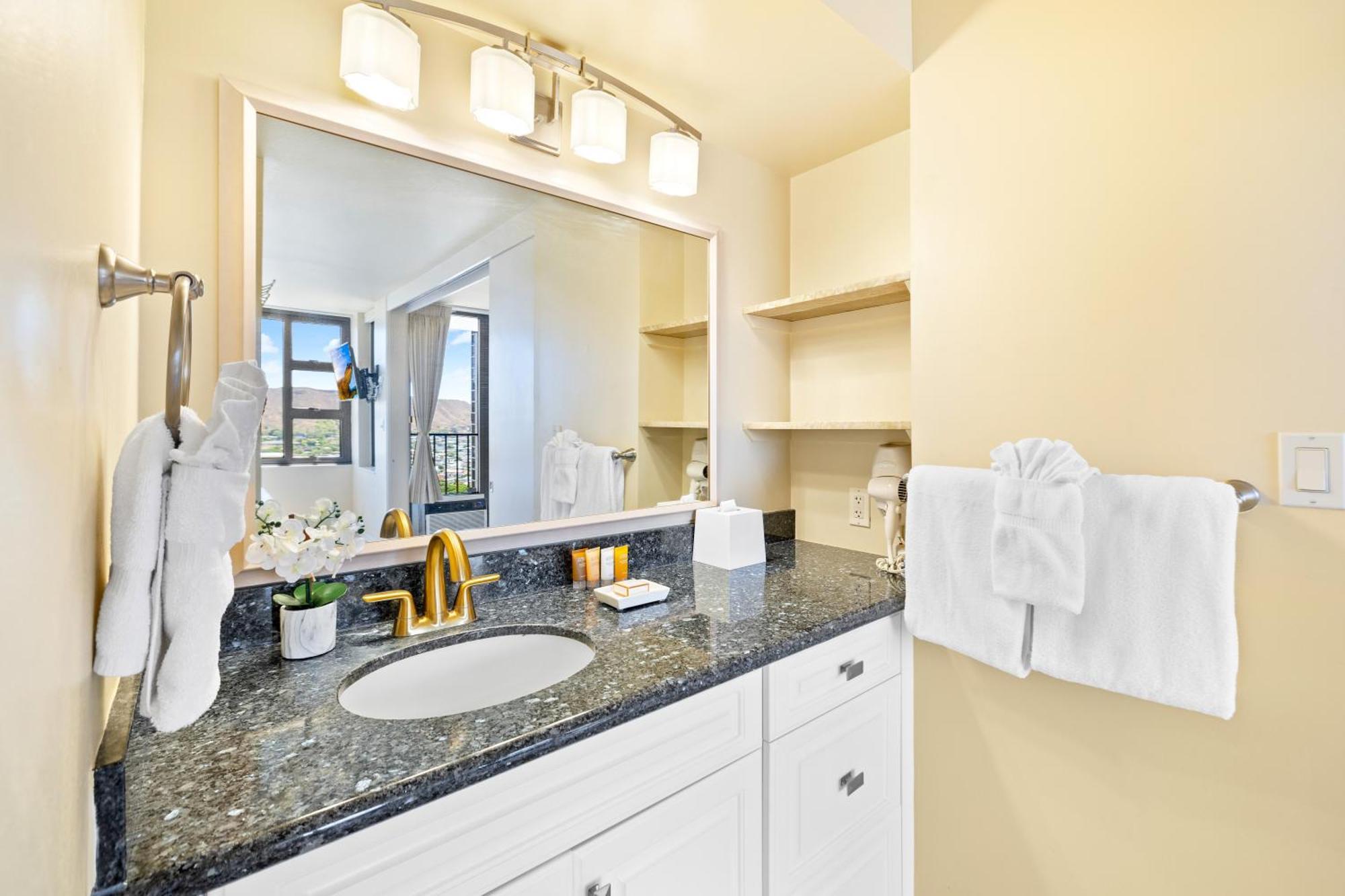 Diamond Head Views Retreat With Free Parking & Near Waikiki Beach! Χονολουλού Εξωτερικό φωτογραφία
